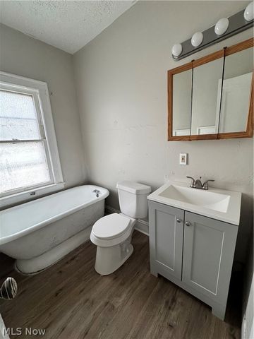 3455 E 142nd Street, Cleveland, OH 44120
