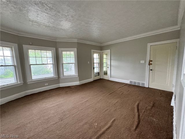 3455 E 142nd Street, Cleveland, OH 44120