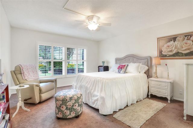 333 LAKE HOWARD DRIVE NW 113D, Winter Haven, FL 33880