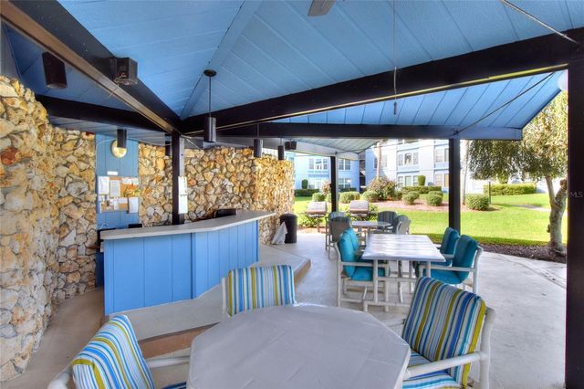 333 LAKE HOWARD DRIVE NW 113D, Winter Haven, FL 33880