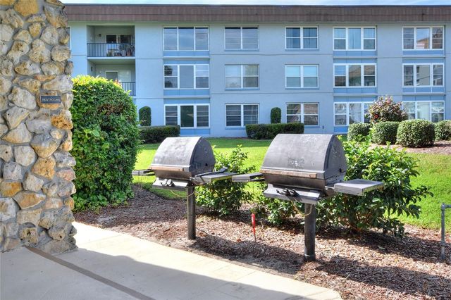 333 LAKE HOWARD DRIVE NW 113D, Winter Haven, FL 33880