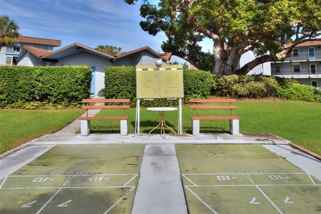 333 LAKE HOWARD DRIVE NW 113D, Winter Haven, FL 33880