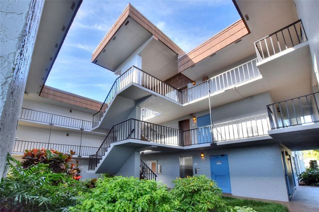 333 LAKE HOWARD DRIVE NW 113D, Winter Haven, FL 33880