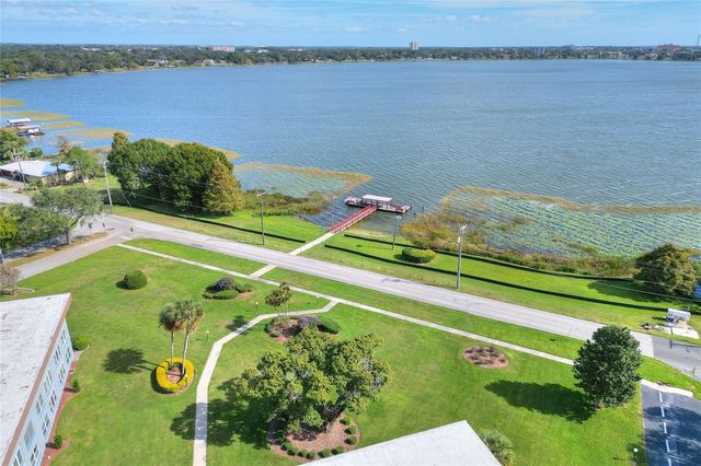 333 LAKE HOWARD DRIVE NW 113D, Winter Haven, FL 33880