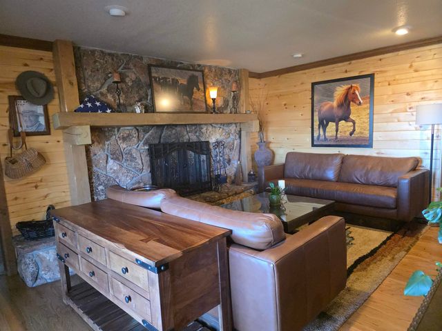 239 W Fallen Rock Road, Grand Junction, CO 81507