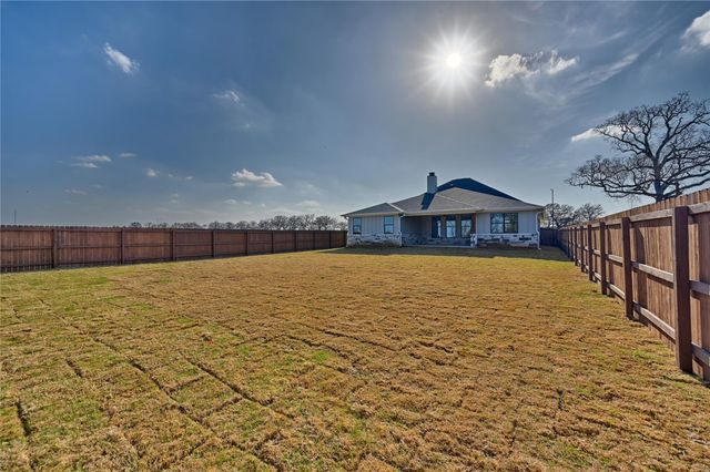 746 Lake Day Drive, Somerville, TX 77879