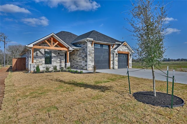 746 Lake Day Drive, Somerville, TX 77879