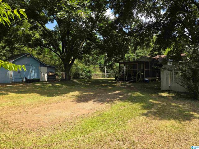 537 LEAHY CIRCLE, Talladega, AL 35160