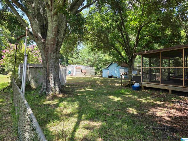 537 LEAHY CIRCLE, Talladega, AL 35160