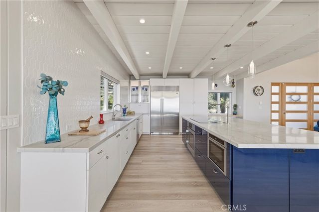 186 N Kalorama, Ventura, CA 93001
