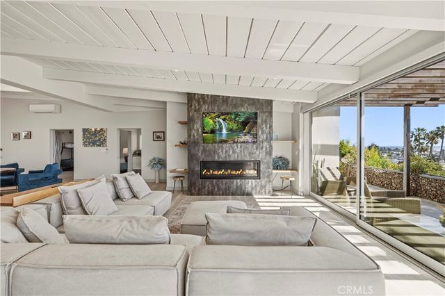 186 N Kalorama, Ventura, CA 93001