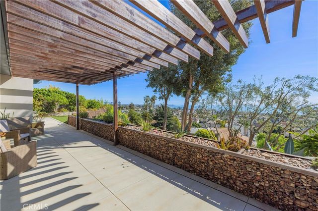 186 N Kalorama, Ventura, CA 93001