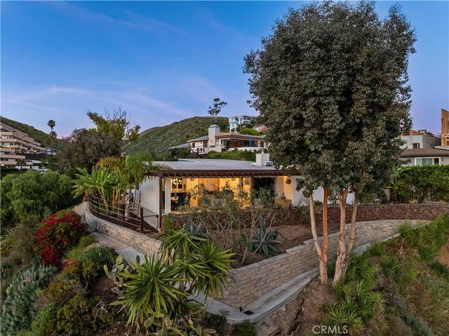 186 N Kalorama, Ventura, CA 93001
