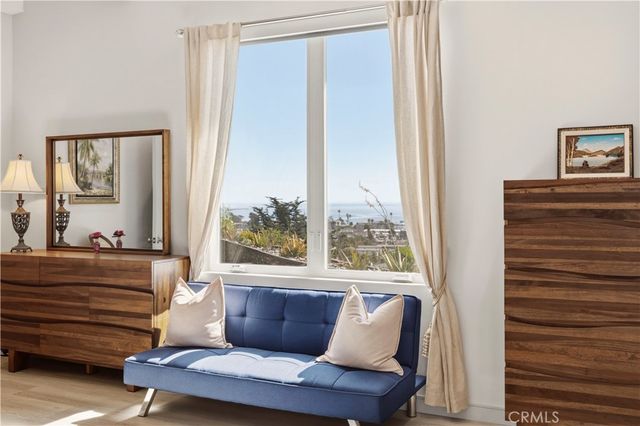 186 N Kalorama, Ventura, CA 93001