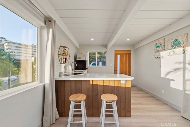 186 N Kalorama, Ventura, CA 93001