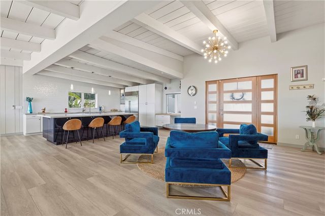 186 N Kalorama, Ventura, CA 93001