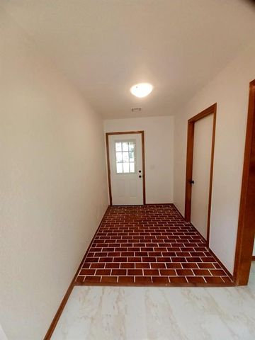 724 Westridge Court, Yukon, OK 73099