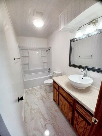 724 Westridge Court, Yukon, OK 73099