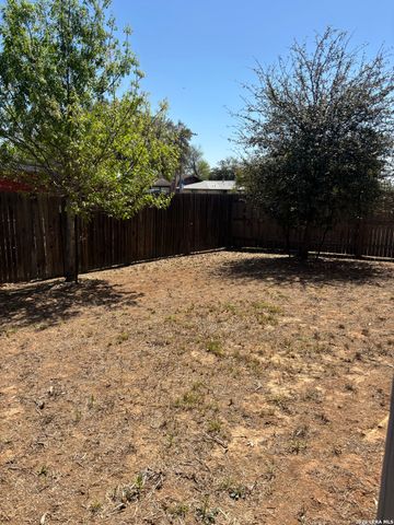 7010 Dominic, San Antonio, TX 78242