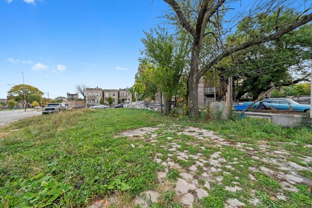 1606 S Drake Avenue, Chicago, IL 60623