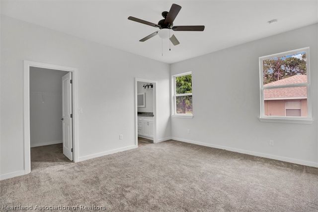 301 Oak Knolls Circle, Sebring, FL 33876