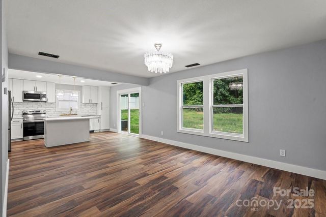3124 Pikes Peak Drive, Gastonia, NC 28052