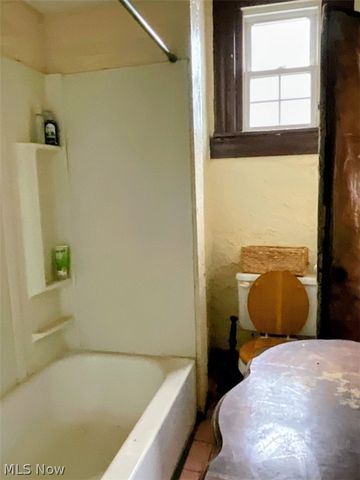 3654 E 53rd Street, Cleveland, OH 44105