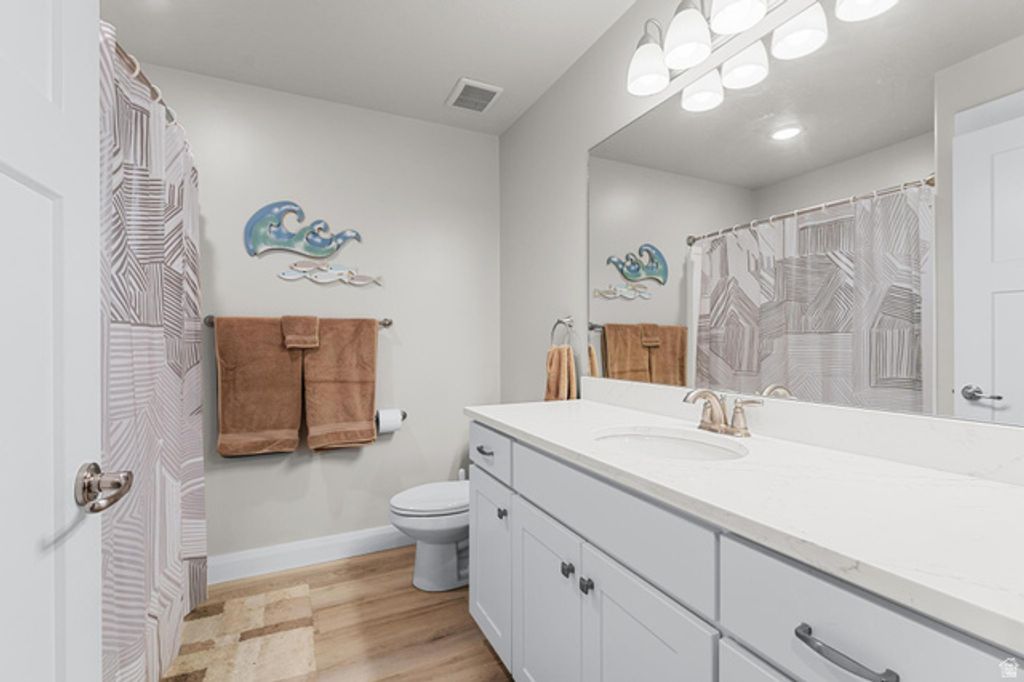 Image 19 of property listing at 442 N PINTAIL LN #C, Vineyard, UT 84059