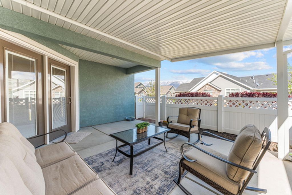 Image 20 of property listing at 442 N PINTAIL LN #C, Vineyard, UT 84059