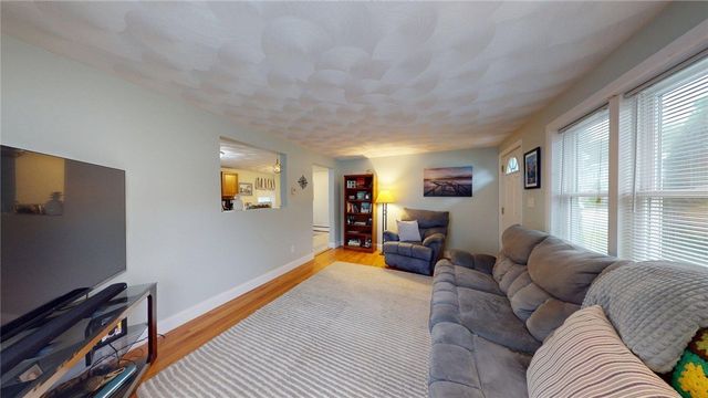 36 Rosemont Avenue, Johnston, RI 02919