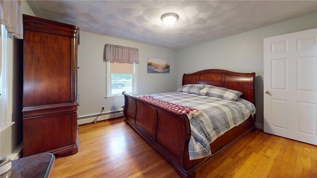 36 Rosemont Avenue, Johnston, RI 02919
