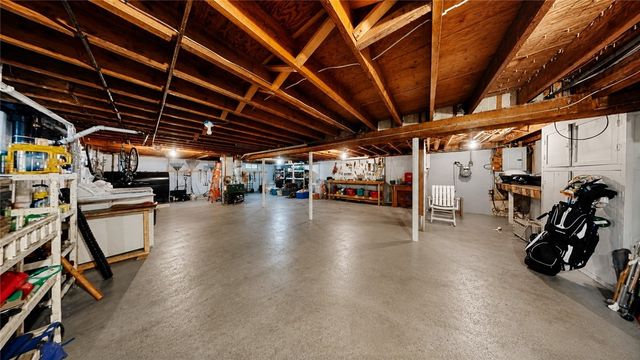 36 Rosemont Avenue, Johnston, RI 02919