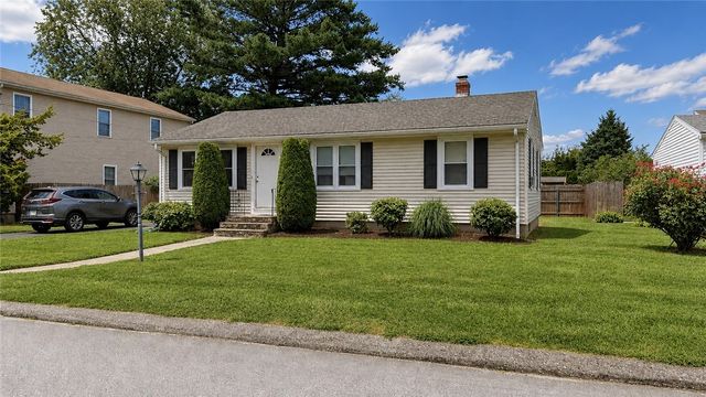 36 Rosemont Avenue, Johnston, RI 02919