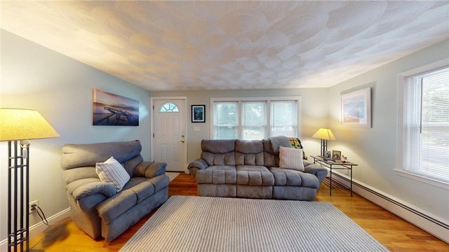 36 Rosemont Avenue, Johnston, RI 02919