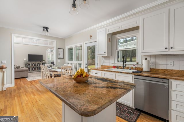 144 Cambridge Way, Macon, GA 31220