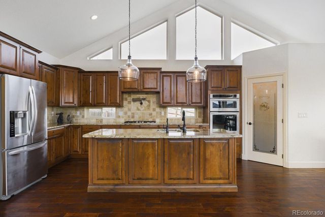 5425 Country Club Drive, Larkspur, CO 80118