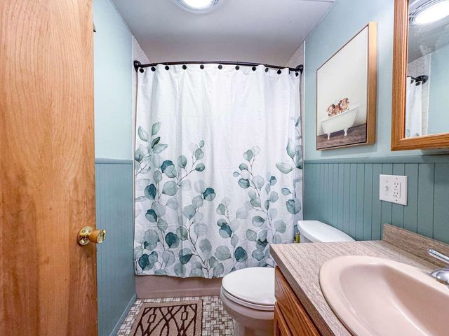 12 Beach Street, Alton, NH 03810