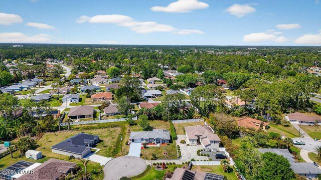 10 Wavra Place, Palm Coast, FL 32164