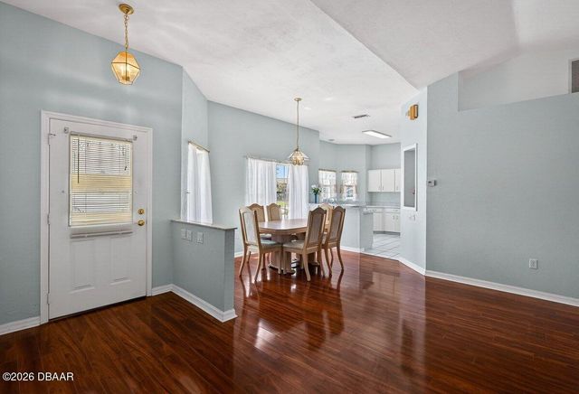 10 Wavra Place, Palm Coast, FL 32164