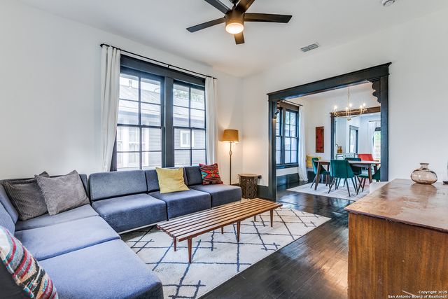 137 PANAMA AVE, San Antonio, TX 78210