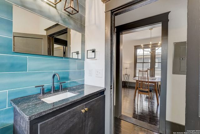 137 PANAMA AVE, San Antonio, TX 78210