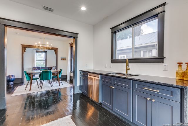 137 PANAMA AVE, San Antonio, TX 78210