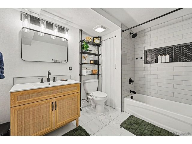 3262 S Norfolk Way, Aurora, CO 80013