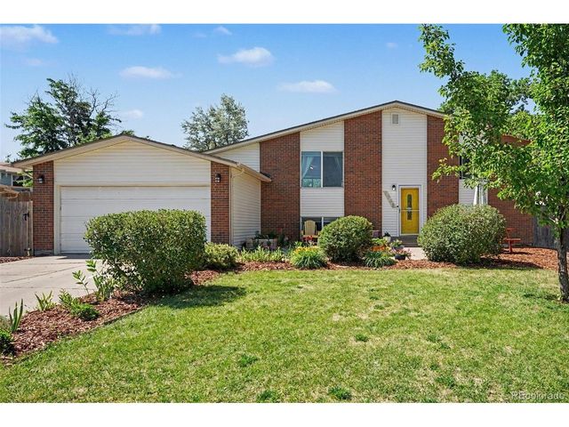 3262 S Norfolk Way, Aurora, CO 80013