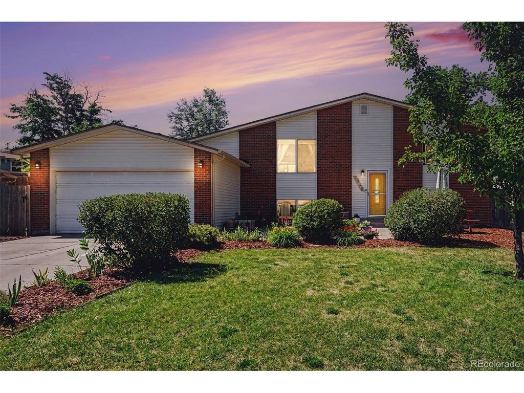 3262 S Norfolk Way, Aurora, CO 80013