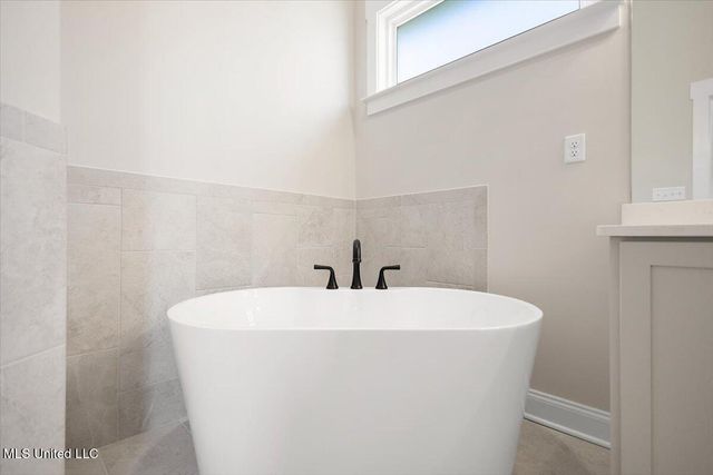 433 Sunflower Street, Nesbit, MS 38651