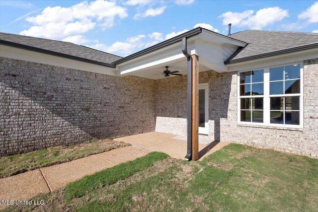 433 Sunflower Street, Nesbit, MS 38651