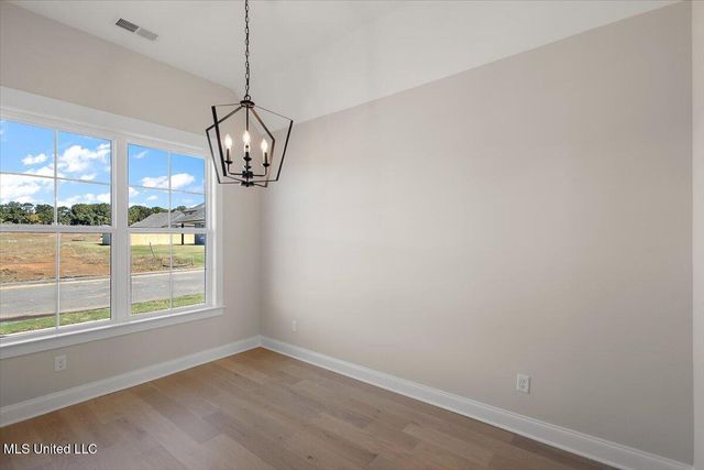 433 Sunflower Street, Nesbit, MS 38651