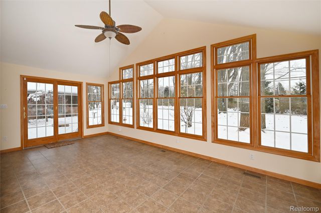 5671 Shadow Lane, Bloomfield Hills, MI 48302