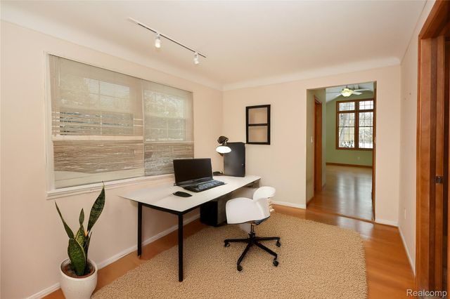 5671 Shadow Lane, Bloomfield Hills, MI 48302